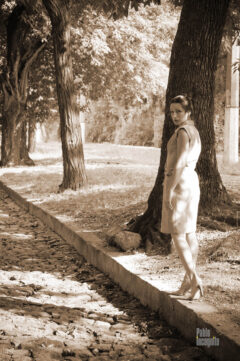 One of the first nude photo sessions by Irene Adler. Nude photo by Pablo Incognito