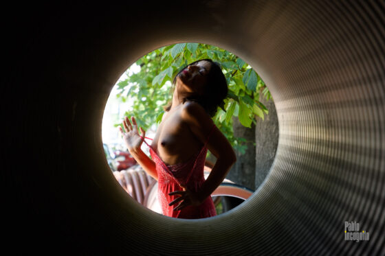 Hot photo shoot at a construction site in a pipe, naked breasts