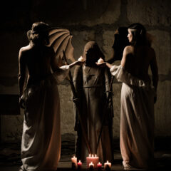 Creative nude photo session with 2 models and a knight. Photo by Pablo Incognito