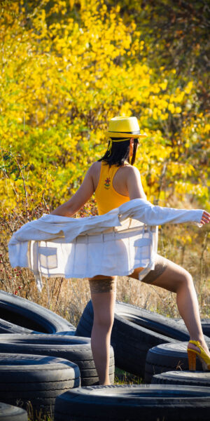 Girl posing bottomless on car tires. In stockings and no panties. Photoshoot in the autumn park. Nude photo by Pablo Incognito