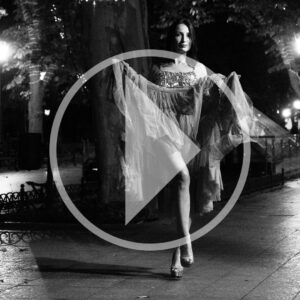 Backstage nude photo shoot. Bottomless. Striptease in the park. Photographer Pablo Incognito
