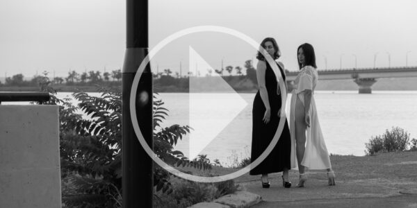 Video backstage of a black and white nude photo shoot by Pablo Incognito