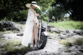 Nude photo session with a motorcycle. Pablo Incognito