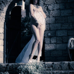 A fabulous nude photo shoot in the moonlight. Photo by Pablo Incognito